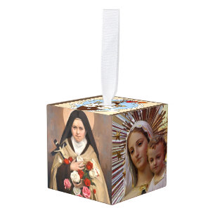 Cubo carmelita del ornamento de los santos