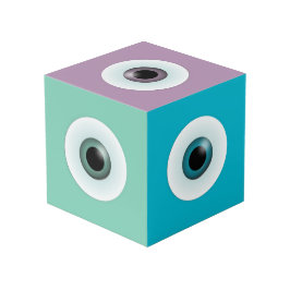 Cubo de color de ojo decoración extraña