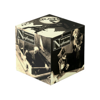 Cubo de película de terror clásico de Nosferatu
