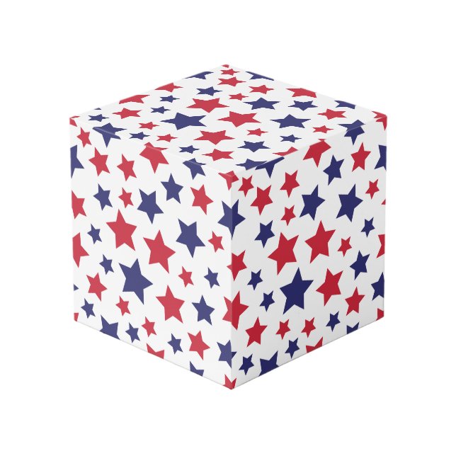 Cubo Estrellas Rojas y Azules, 4 de Julio, Fondo Blanco (Angulo Anverso)