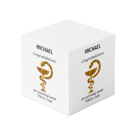 Cubo Fenómenos de la ceremonia de la farmacia del abrig