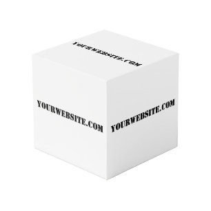 Cubo fotográfico de YourWebSite.com
