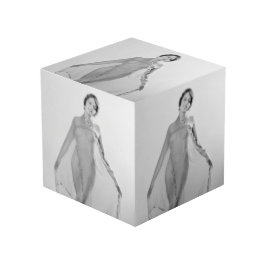 Cubo Francesca a Bella Ragazza, bella Chica italiana