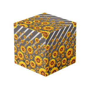 Cubo Hermosas flores amarillas sobre rayas grises y pla