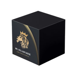 Cubo Logo de León Elegante Profesional