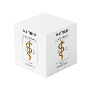 Cubo Médica de Osteopatía Felicitaciones por Graduación