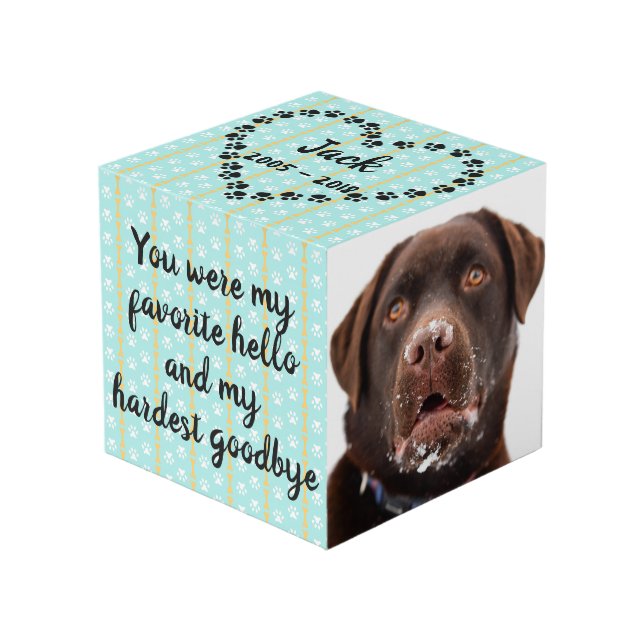 Cubo Monumento personalizado del perro (Angulo Anverso)