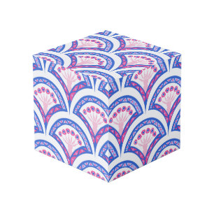 Cubo patrón de damasco floral azul