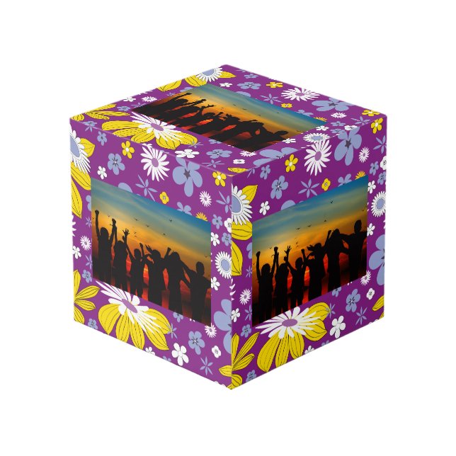 Cubo Patrón floral sin foco (Angulo Anverso)