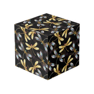 Cubo Patrón sin foco con Dragonflies dorados