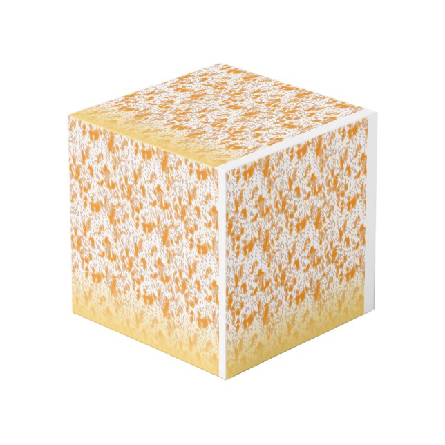 Cubo Patrón textil con un vibrante naranja y gol (Angulo Anverso)