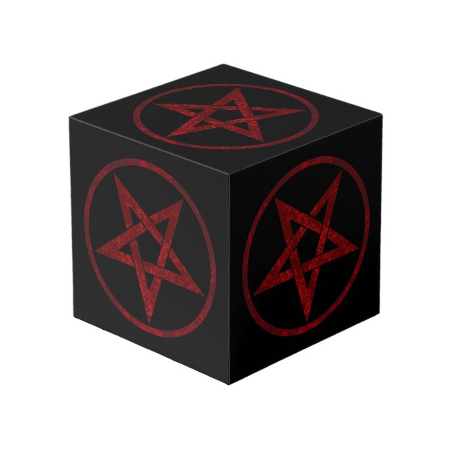 Cubo Pentagram del diablo Rojo (Angulo Anverso)