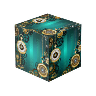 Cubo Steampunk Jewelry Watch sobre un fondo verde