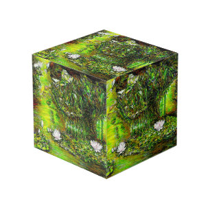 Cubo Un estanque con pensamientos impuros