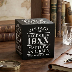 Cubo Viñeta personalizada de edad avanzada a perfección