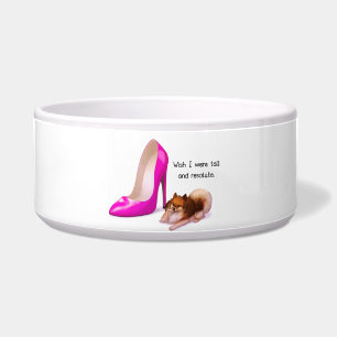 Cuenco alto y resuelto del perro