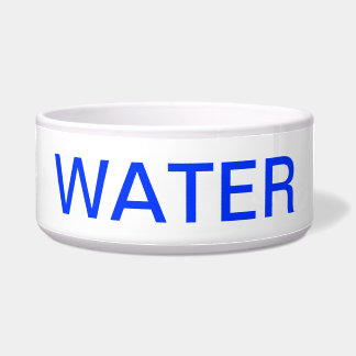 cuenco del agua del perro