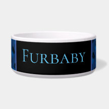 Cuenco mascota con estampado azul.