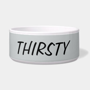Cuenco sediento del perro