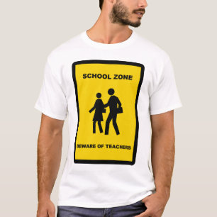 Cuidado Con La Camiseta De Los Maestros