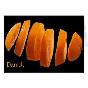 Cumpleaños anaranjado divertido del chiste