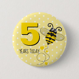 Cumpleaños de las abejas 5 años hoy de botón