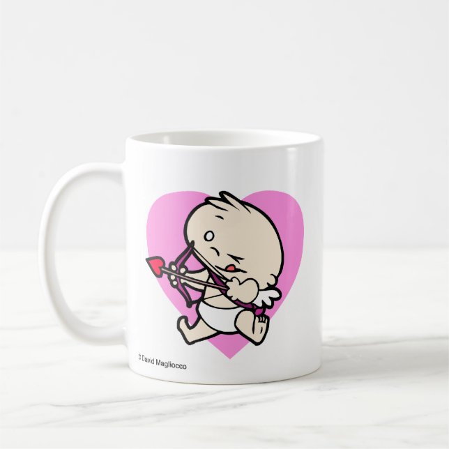 Cupid del bebé que apunta para las tazas del amor (Izquierda)