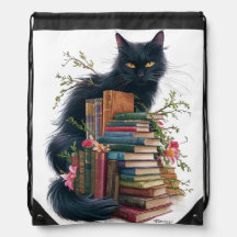 Curioso gato y libros tocan la bolsa