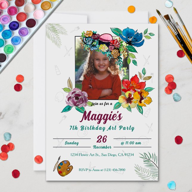 Cuta pintura artística invitación a fiesta de cump (Cute playful watercolor flowers and a hat photo art girl's birthday party invitation.)