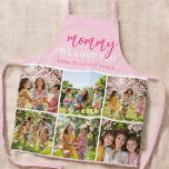 Cute delantal de collage de fotos rosadas de amor<br><div class="desc">Haz que mamá sonría en la cocina o en la sala de manualidades con este delantal de collage de fotos rosadas de amor a mamá. Con un suave fondo rosa, un texto divertido que dice “Te amo mamá” y espacio para mostrar tus fotos familiares favoritas, este delantal personalizado es funcional...</div>