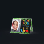 Cute Dinosaur Birthday Tarjeta de agradecimiento<br><div class="desc">Este divertido diseño de agradecimiento está en nuestro tema de cumpleaños de dinosaurios con pequeños dinosaurios y el texto "estompar el rugido del chompo" en colores brillantes y primarios sobre un fondo negro. Haga clic en el botón personalizar si desea mover/escalar las imágenes y modificar el texto y/o la foto....</div>