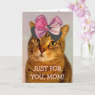 Cute Kitty Para La Tarjeta De Cumpleaños De Mamá