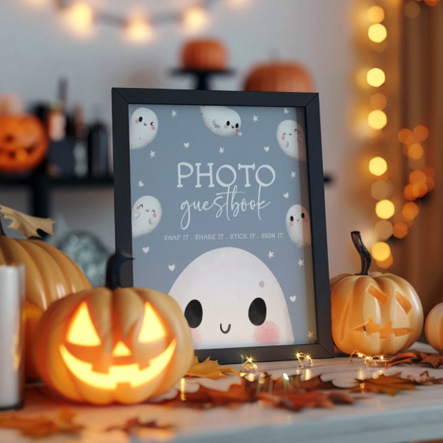 Cute Spooky Un Poster de libros de visitas de Hall (Subido por el creador)