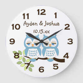 Cute Whimsical Blue Boy Owl Twins reloj de pared