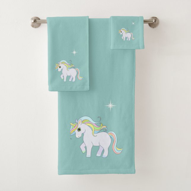 Cuto unicornio mágico y estrella en azul claro (In situ)