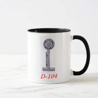 D-104 y taza de café del indicativo