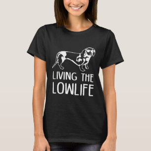 Dachshund Mami viviendo la graciosa camiseta de la