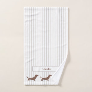 Dachshunds marrones en el nombre personalizado de