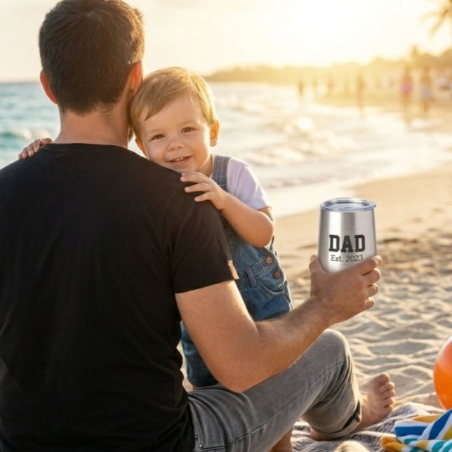 Dad Established Bold Black Text Stainless Steele (Subido por el creador)