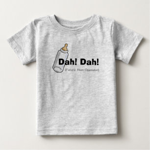 ¡Dah! ¡Dah! Camisa del bebé del equipo de