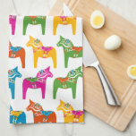 Dala Horse American Mojo Kitchen Toalla<br><div class="desc">Toallas de té decoradas con juguete multicolor Dala caballos de Suecia para alegrar tu cocina.</div>