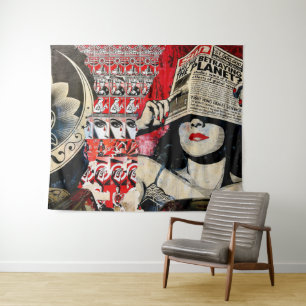 Dama con Labial Rojo Grafiti en la Pared Tapiz de