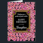 Daughter Birthday Pink Daisies<br><div class="desc">Una tarjeta de cumpleaños floral para tu hija. Esta elegante tarjeta de cumpleaños muestra una delicada dispersión de suaves margaritas rosas, simbolizando belleza, gracia y alegría. El diseño floral claro y amplio aporta un toque de encanto a la naturaleza, ideal para celebrar un día especial con calor y amor. Las...</div>