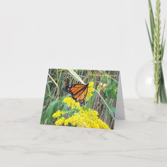 De Agradecimiento Tarjeta "Pensando en ti" - flores con mariposa (Anverso)