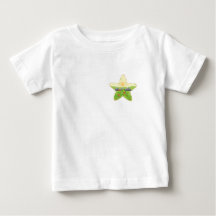 camiseta blanca impresa con naturaleza