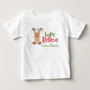 De Bebé cáncer infantil. Navidades personalizados Camiseta