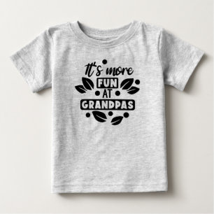 De Bebé Es más divertido en la camiseta del abuelo
