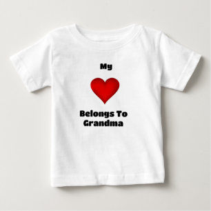 De Bebé Mi ♥️ Pertenece A La Abuela Camiseta