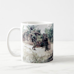 De Café Azules azules del fantasma que comprueban la taza