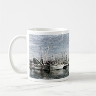 De Café Barcos del camarón en la taza cristiana del puert